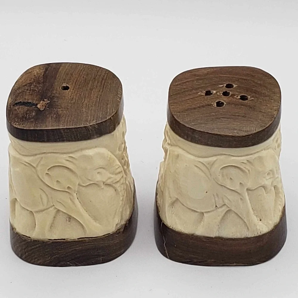 African Handmade Bone & Wood Elephant Salt Pepper Shakers Kitchen Collectables
